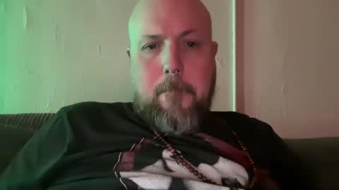 Snapshot of mb440 chatting on 12.31.24 mb440 online show from 12.31.24