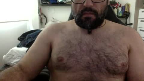 Snapshot of mbotve chatting on 06.12.26 VzlaMan online show from 06.12.26