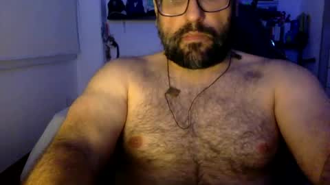 Snapshot of mbotve chatting on 06.14.26 VzlaMan online show from 06.14.26