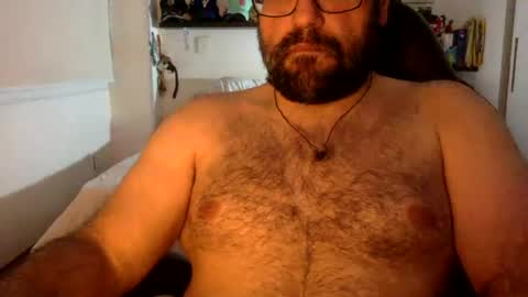 Snapshot of mbotve chatting on 06.16.26 VzlaMan online show from 06.16.26
