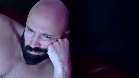 Snapshot of mc_bater chatting on 10.21.25 mc_bater online show from 10.21.25