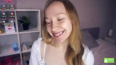 Snapshot of mckenziedyen chatting on 11.30.25 Mary online show from 11.30.25