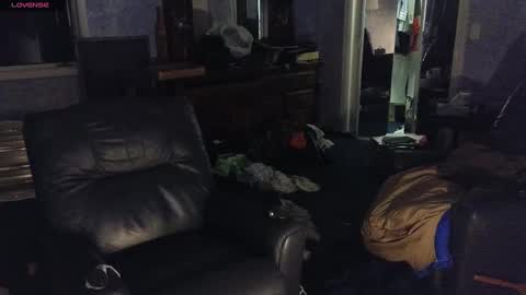 Snapshot of mckhero chatting on 12.21.24 Sean online show from 12.21.24