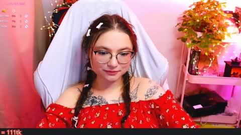 Snapshot of me_hanna chatting on 12.04.24 Hanna online show from 12.04.24