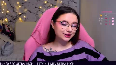 Snapshot of me_hanna chatting on 02.27.25 Hanna online show from 02.27.25