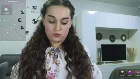 Melissa online show from 12.12.24