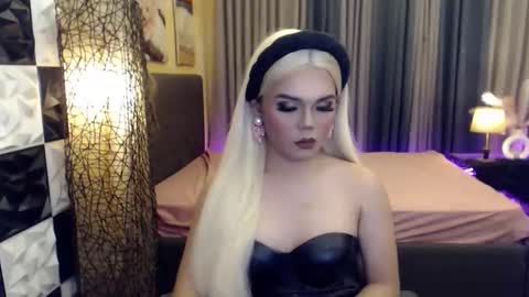 meatyhorsecocktrans online show from 10.20.25