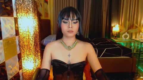 meatyhorsecocktrans online show from 11.15.25