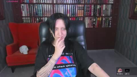 Snapshot of medusagorgona_ chatting on 09.26.25 Medusa online show from 09.26.25