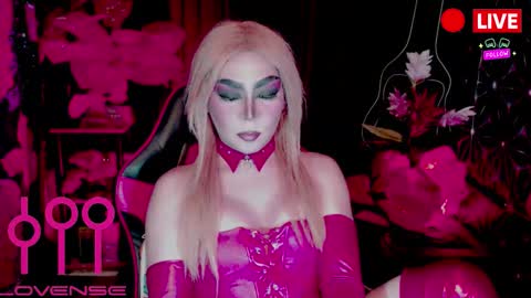 THE QUEEN ALPHA   Queen Medusa Prey online show from 03.15.26