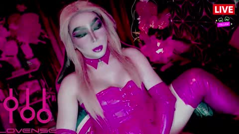 THE QUEEN ALPHA   Queen Medusa Prey online show from 03.21.26