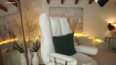 Andrea  online show from 02.21.25