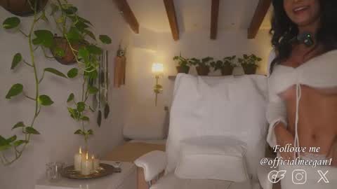 Andrea  online show from 03.25.26