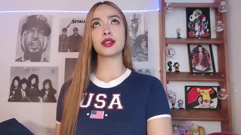 Snapshot of meeowlody chatting on 12.10.24 Emily online show from 12.10.24