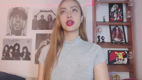 Snapshot of meeowlody chatting on 12.31.24 Emily online show from 12.31.24