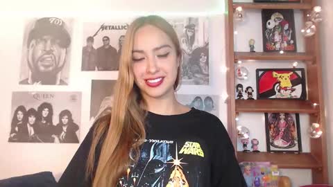 Snapshot of meeowlody chatting on 02.02.25 Emily online show from 02.02.25