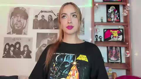 Snapshot of meeowlody chatting on 03.04.25 Emily online show from 03.04.25