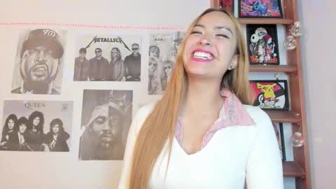 Snapshot of meeowlody chatting on 09.13.25 Emily online show from 09.13.25