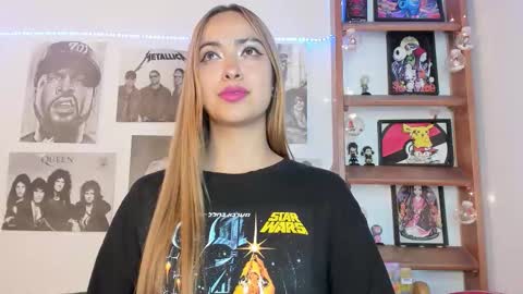 Snapshot of meeowlody chatting on 09.21.25 Emily online show from 09.21.25