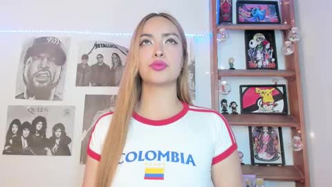 Snapshot of meeowlody chatting on 10.02.25 Emily online show from 10.02.25