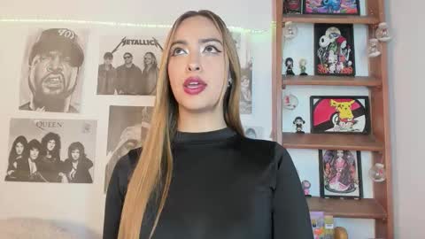 Snapshot of meeowlody chatting on 12.03.25 Emily online show from 12.03.25