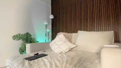 megan online show from 06.11.26