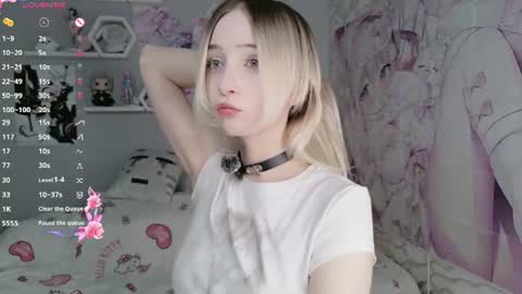 Snapshot of megan__ami chatting on 06.14.26 Megan online show from 06.14.26
