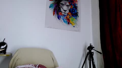 megan_cat online show from 11.21.25