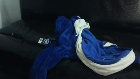 Megan and sophi online show from 02.03.25