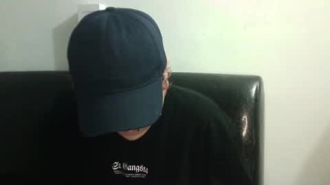 Megan and sophi online show from 03.04.25