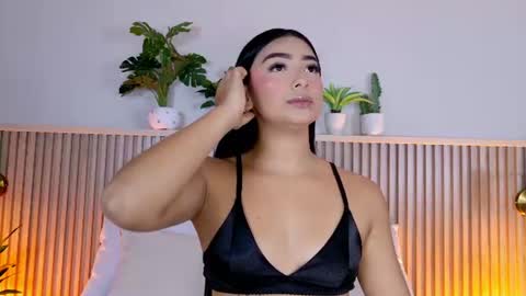Carolina Paez online show from 06.22.26