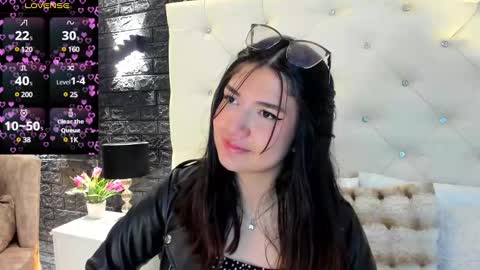     online show from 01.25.25