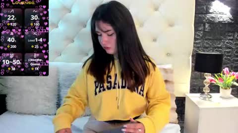     online show from 02.04.25