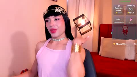 Snapshot of megan_do_santos chatting on 12.19.24 megan do santos online show from 12.19.24