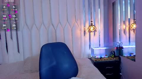 megan do santos online show from 04.07.26