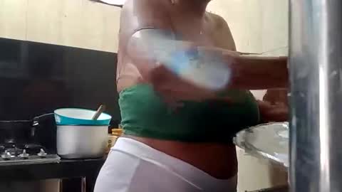 Snapshot of megan_greyxx chatting on 11.17.25 megan_greyxx online show from 11.17.25