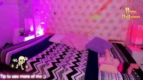 megan_jall online show from 10.29.25
