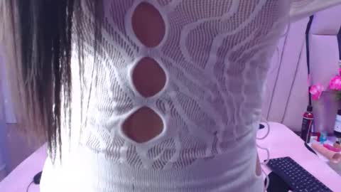 Snapshot of megan_latinn chatting on 11.27.25 megan_latinn online show from 11.27.25