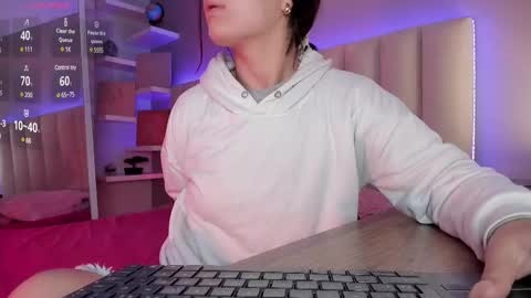     online show from 03.07.25