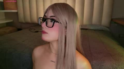     online show from 04.08.26