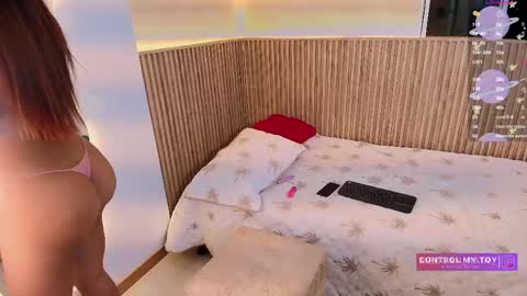 megan_raiin online show from 04.22.26