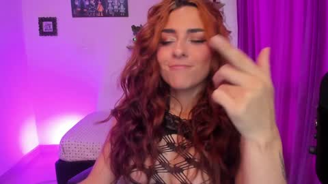                 Laura                 online show from 02.05.25