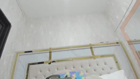 megan online show from 10.06.25