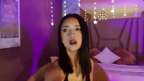 Snapshot of megan_saint chatting on 06.19.26 megan_saint online show from 06.19.26