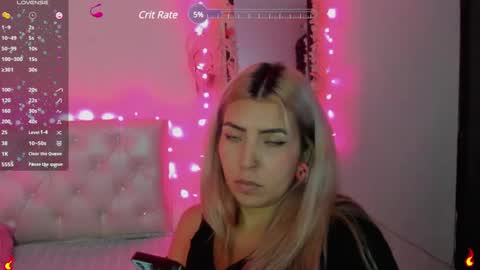 Snapshot of megan_sexrose chatting on 02.19.25 Megan rose online show from 02.19.25