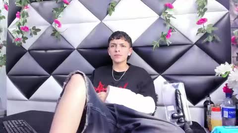 Snapshot of megan_thompsonn_ chatting on 10.16.25 megan_thompsonn_ online show from 10.16.25