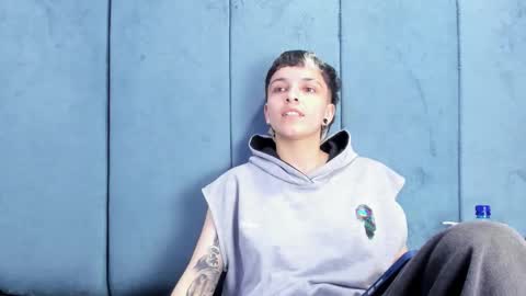 megan_thompsonn_ online show from 05.30.26