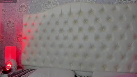 megan_tower online show from 10.05.25