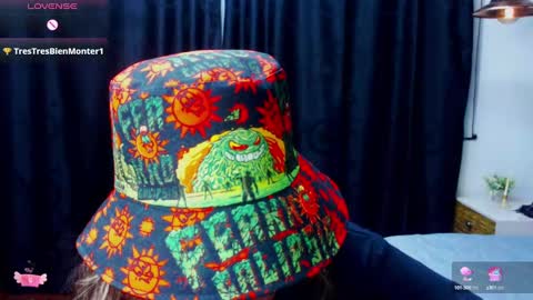 M E G A N   online show from 12.02.24