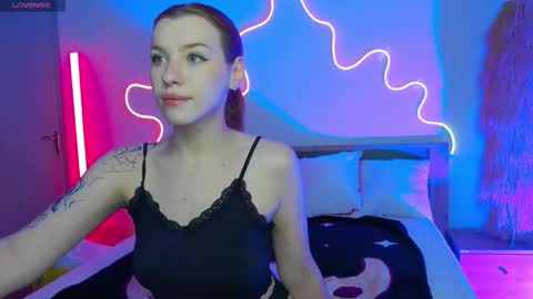 megancat333 online show from 11.17.25